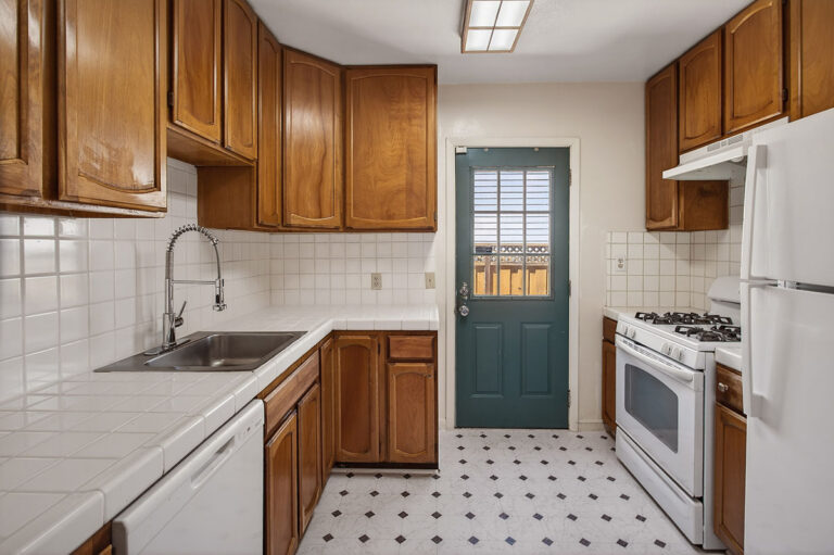 317 North Grant (6)